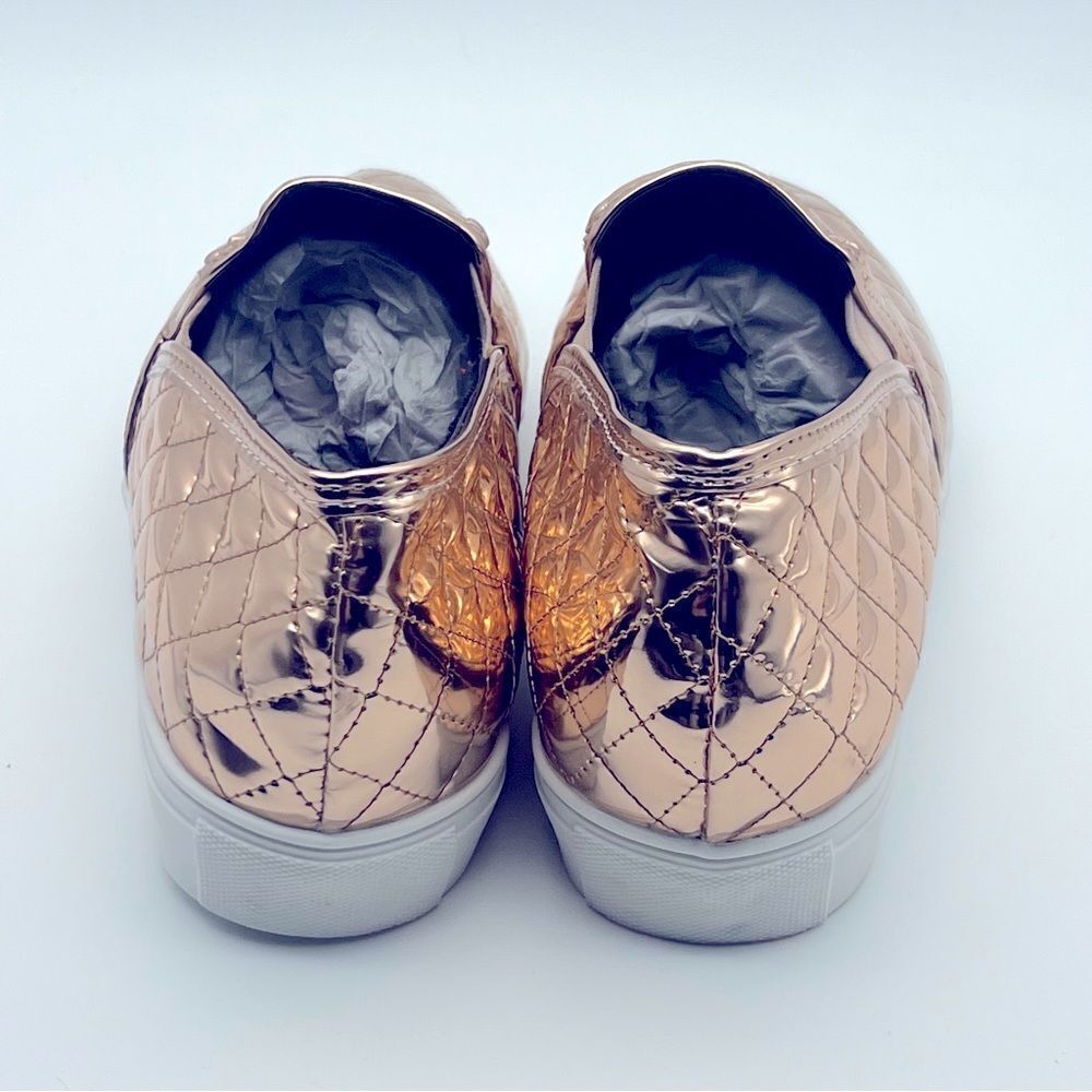 Rose Gold Slip On Sneakers Size 39 Brand Unknown Excellent Condition - Picture 9 of 9